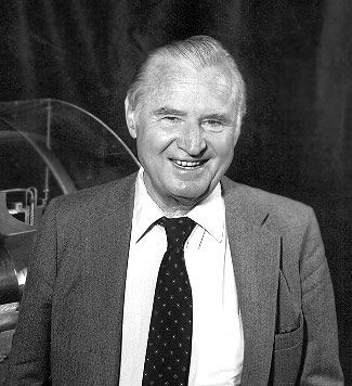 Hans von Ohain in later life, at the US Air Force's research laboratory